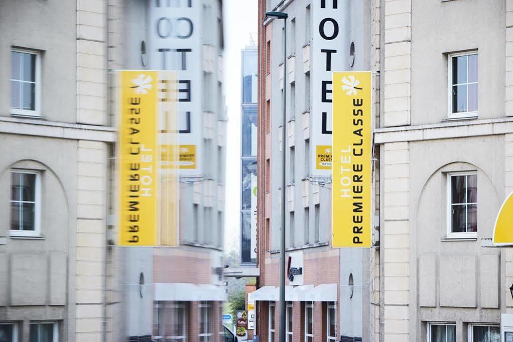 Premiere Classe Paris Ouest - Pont De Suresnes Exterior foto